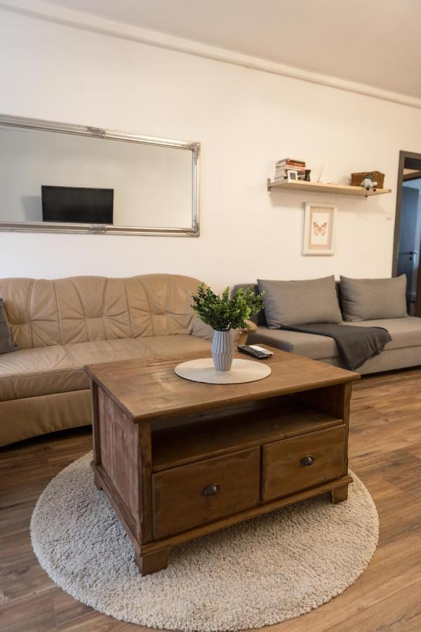 Sflower Apartman Eger Ngoại thất bức ảnh