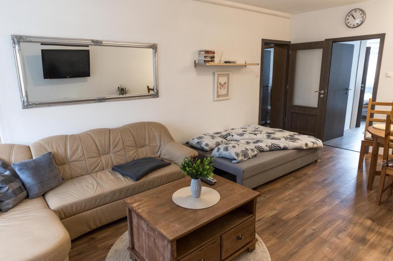 Sflower Apartman Eger Ngoại thất bức ảnh